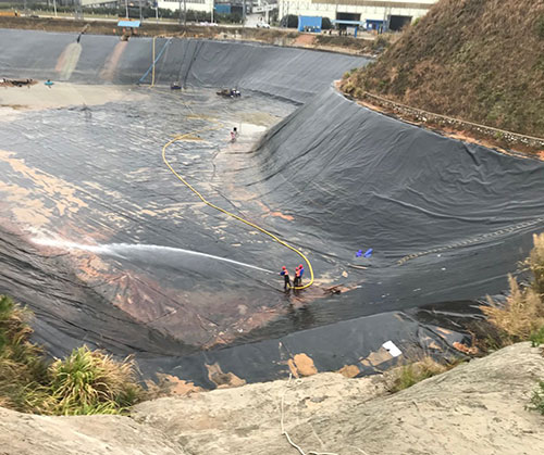 霞山废水池清理